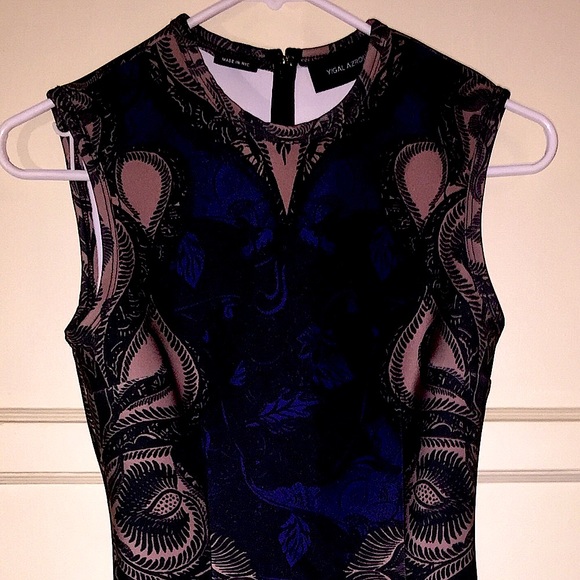 Yigal Azrouel Dresses & Skirts - Yigal Azrouel Dress Size 2